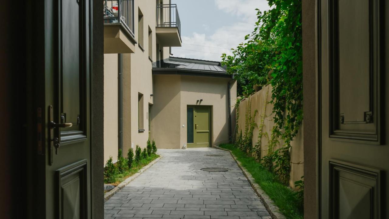 Movart Boutique Aparthotel Krasków Εξωτερικό φωτογραφία
