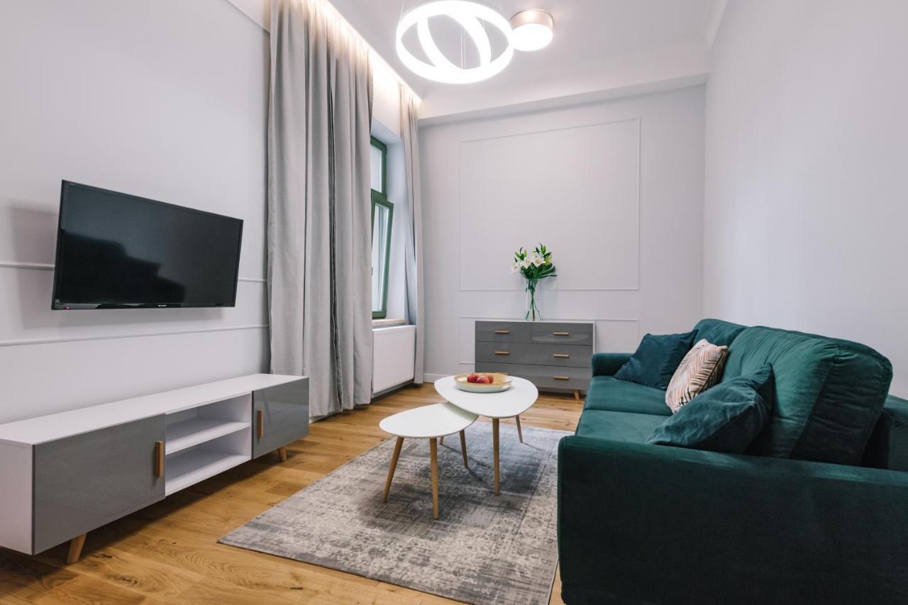 Movart Boutique Aparthotel Krasków Εξωτερικό φωτογραφία