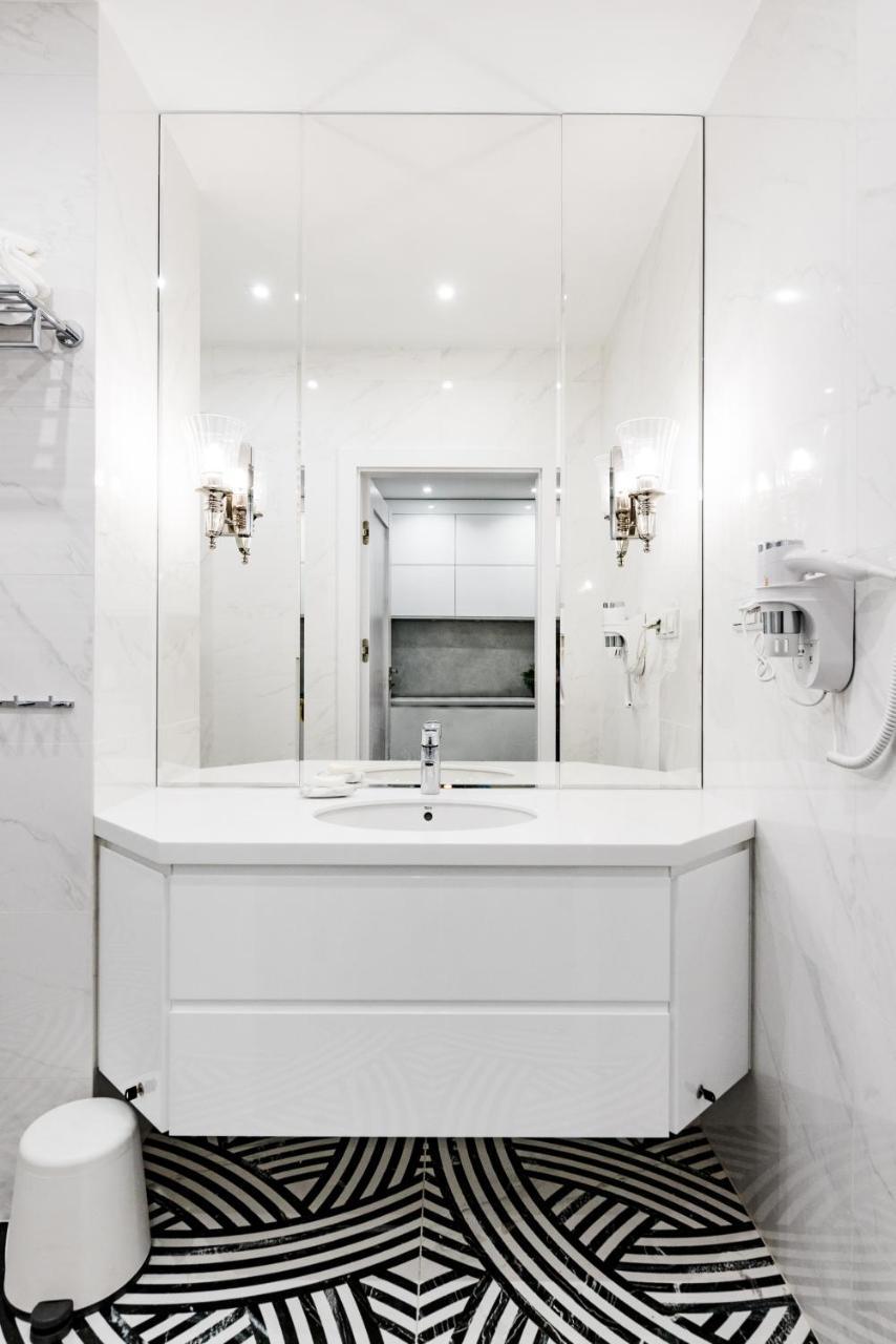 Movart Boutique Aparthotel Krasków Εξωτερικό φωτογραφία