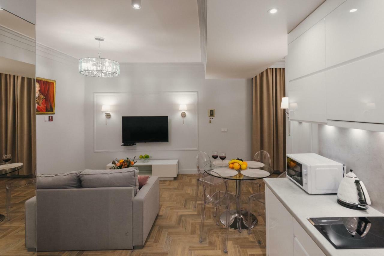Movart Boutique Aparthotel Krasków Εξωτερικό φωτογραφία