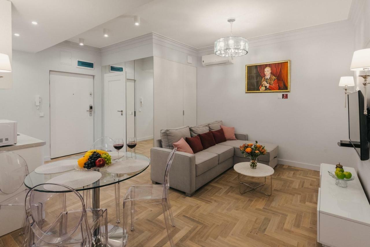 Movart Boutique Aparthotel Krasków Εξωτερικό φωτογραφία