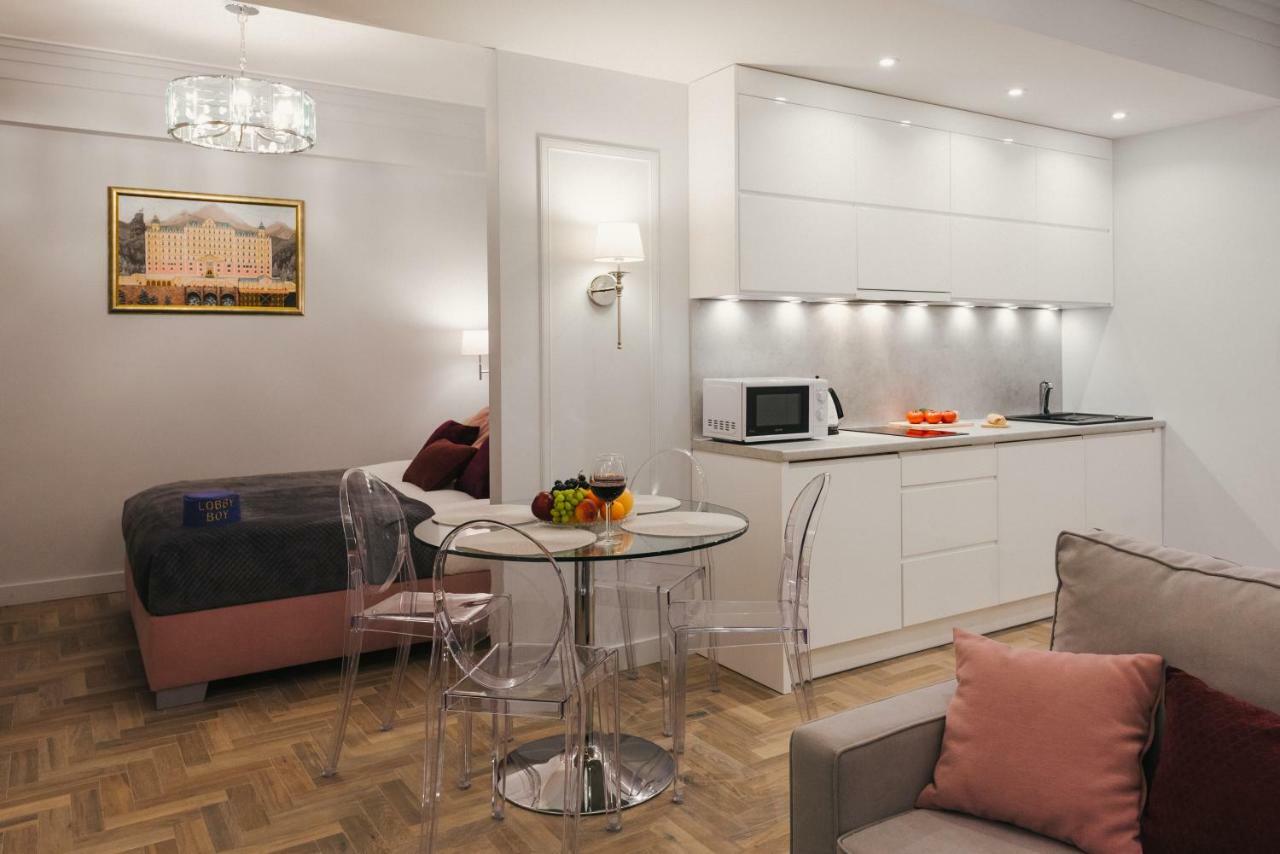 Movart Boutique Aparthotel Krasków Εξωτερικό φωτογραφία